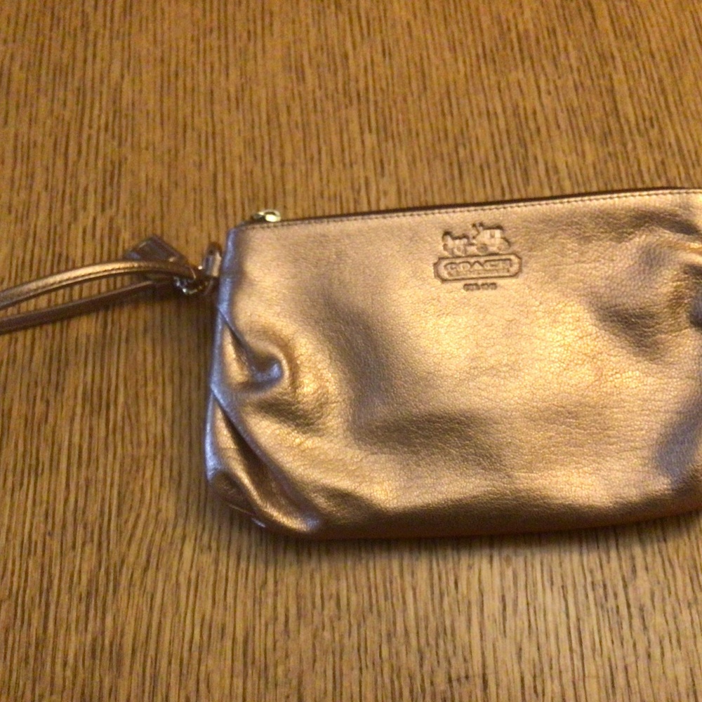 Wristlet